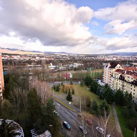 Appartement Mestsky Vyhlad-city View & 24h Self Check-in & Free Parking Banská Bystrica