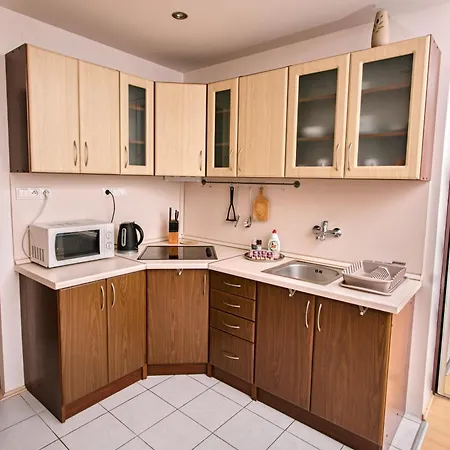 Mestsky Vyhlad-city View & 24h Self Check-in & Free Parking * Banská Bystrica